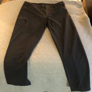 Men’s new with tags Patagonia Quandary pants 38.